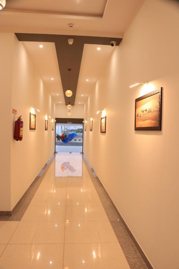 Hotel Viraj Residency Bhuj Exteriör bild
