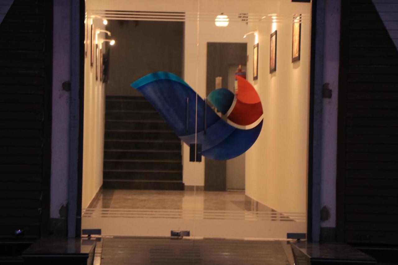 Hotel Viraj Residency Bhuj Exteriör bild