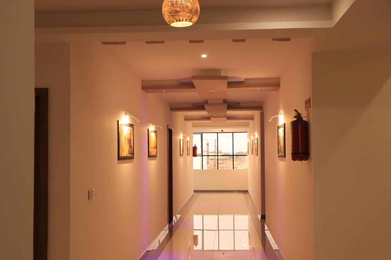 Hotel Viraj Residency Bhuj Exteriör bild